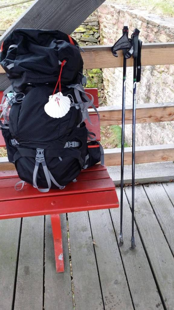 Вилла Diese Einfache Unterkunft- Bergheimat Ist Nur Fuer Backpacker- Rucksacktouristen Und Radfahrer - Huettenfeeling Im Backpackerhoues- Ganz Einfach - Ganz Unkompliziert - Ganz Relaxd Linthal Экстерьер фото